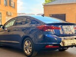Hyundai Elantra-8
