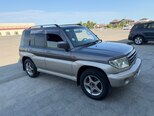 Mitsubishi Pajero io-11