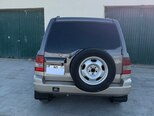 Mitsubishi Pajero io-7