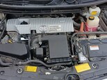 Toyota Prius-12