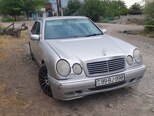 Mercedes E 230-1