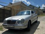 Mercedes E 230-3