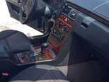 Mercedes E 230-12