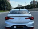 Hyundai Elantra-2