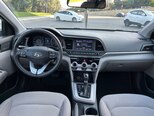 Hyundai Elantra-11