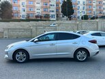 Hyundai Elantra-6