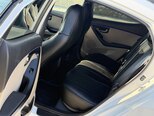 Hyundai Elantra-9