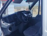 Ford Transit-15