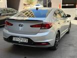Hyundai Elantra-4