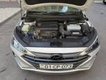 Hyundai Elantra-6