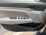 Hyundai Elantra-10