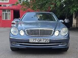 Mercedes E 220-1