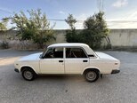 LADA (VAZ) 2107-4