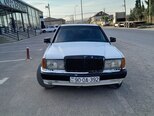 Mercedes 190-4