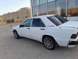 Mercedes 190-10
