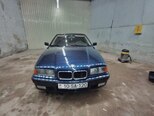 BMW 320-7