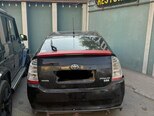 Toyota Prius-5