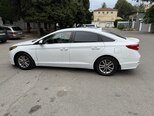 Hyundai Sonata-4