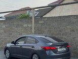 Hyundai Accent-13