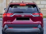 Toyota RAV4-8