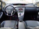 Toyota Prius-7