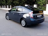 Toyota Prius-5