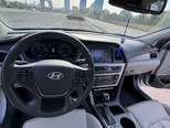 Hyundai Sonata-11