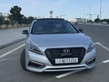 Hyundai Sonata-1