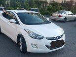 Hyundai Elantra-2