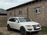 Volkswagen Touareg-3