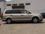 Mitsubishi Chariot Grandis-3