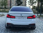 BMW 530e-8