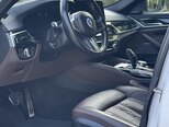 BMW 530e-15
