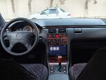 Mercedes E 200-5