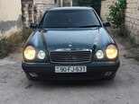 Mercedes E 200-1