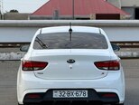 Kia Rio-11