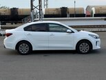 Kia Rio-10