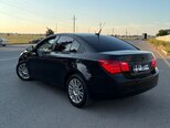 Chevrolet Cruze-9