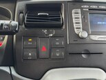Ford Transit-12