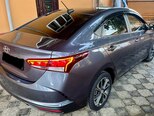 Hyundai Accent-7