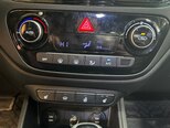 Hyundai Accent-11