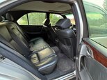 Mercedes E 240-11