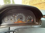 Mercedes E 240-17