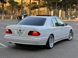 Mercedes E 240-2