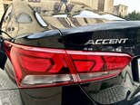 Hyundai Accent-12