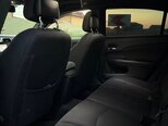 Chrysler 200-13