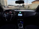 Chrysler 200-12