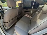 Hyundai Accent-17