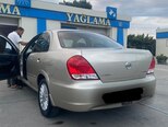 Nissan Sunny-3