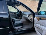 Mercedes E 320-11